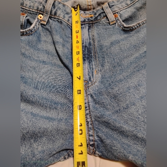 Divided | Womans Blue Jean Distressed Shorts - Picture 8 of 9